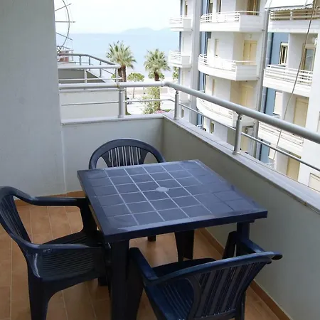 Love Lungomare Apartament *